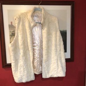 Coldwater creek faux fur vest size 2x